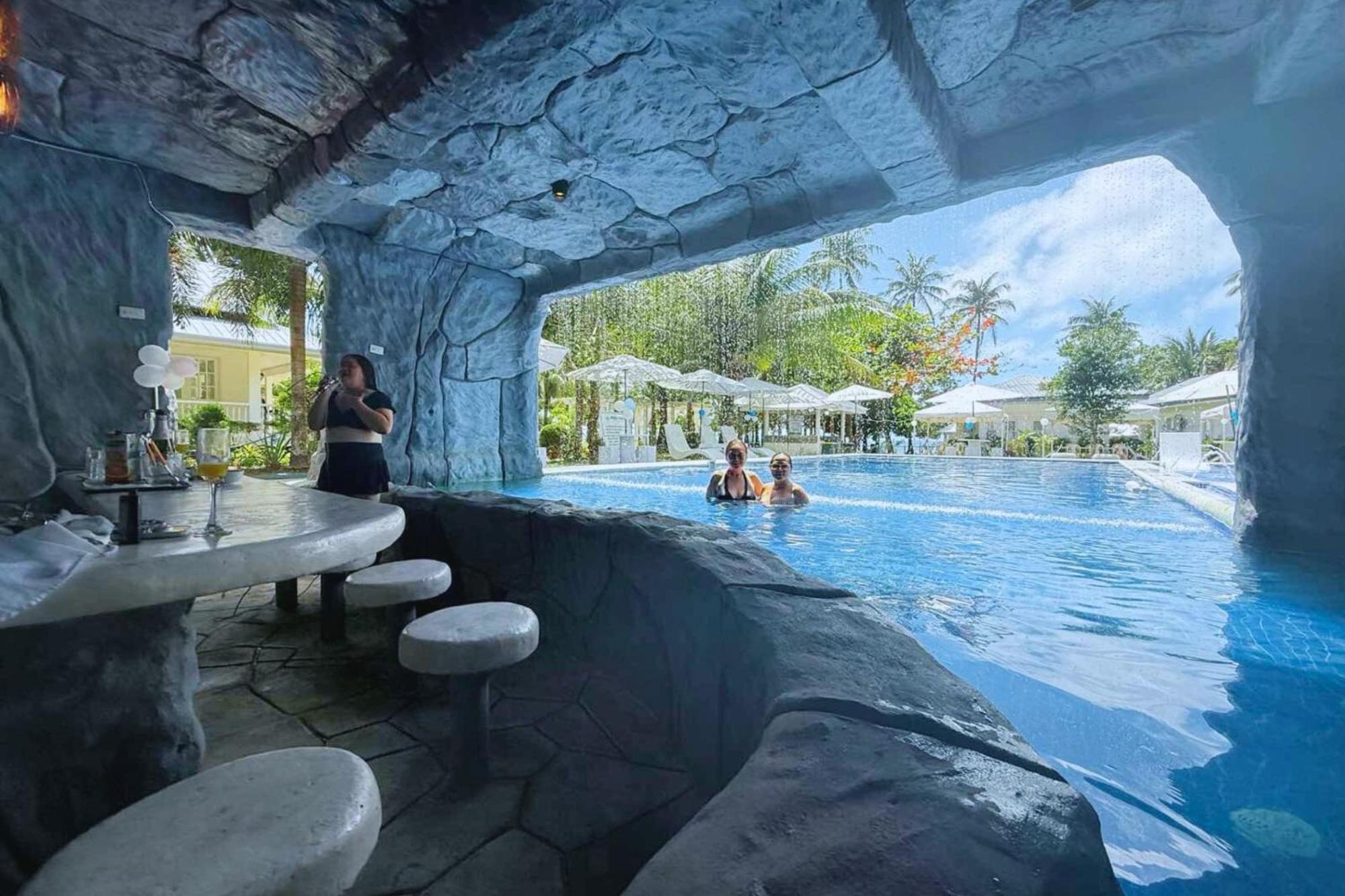 Kehalani Beach Resort By Cocotel Quezon  Exteriör bild
